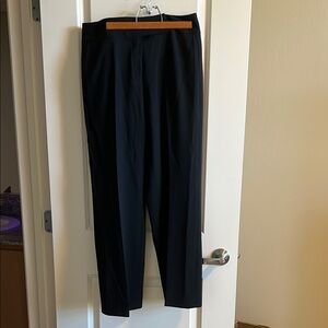 Elie Tahari Classic Black Dress Pants | Size [8]